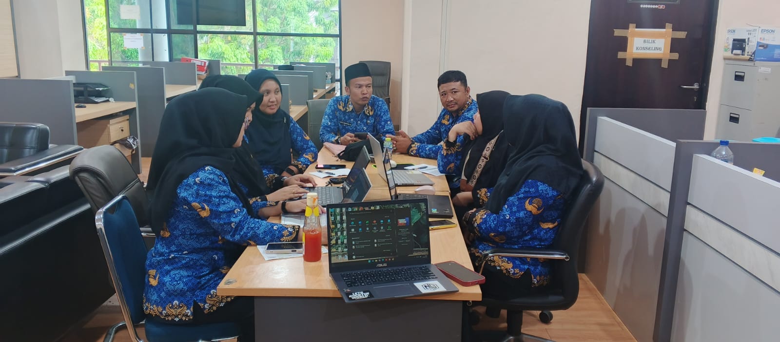 UPTD Instalasi Farmasi Dinas Provinsi Kepulauan Riau Ikuti Desk Verifikasi Inovasi di BAPPEDA, Siapkan Data Dukung Menuju Penilaian IID dan IGA 2026