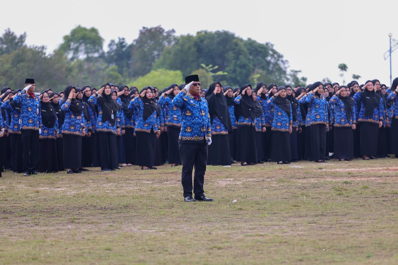 Wagub Nyanyang Pimpin Upacara HUT ke-54 KORPRI: Tegaskan Profesionalisme ASN di Era Transformasi Digital