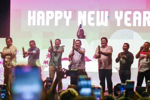 Gubernur Ansar bersama Menparekraf Sandiaga Uno Rayakan Pergantian Tahun 2023-2024 di Lagoi Bay Bintan