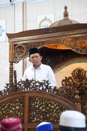 Jumat Terakhir Tahun 2022, Gubernur Ansar Khatib di Masjid Al-Muhajirin Tanjung Uban