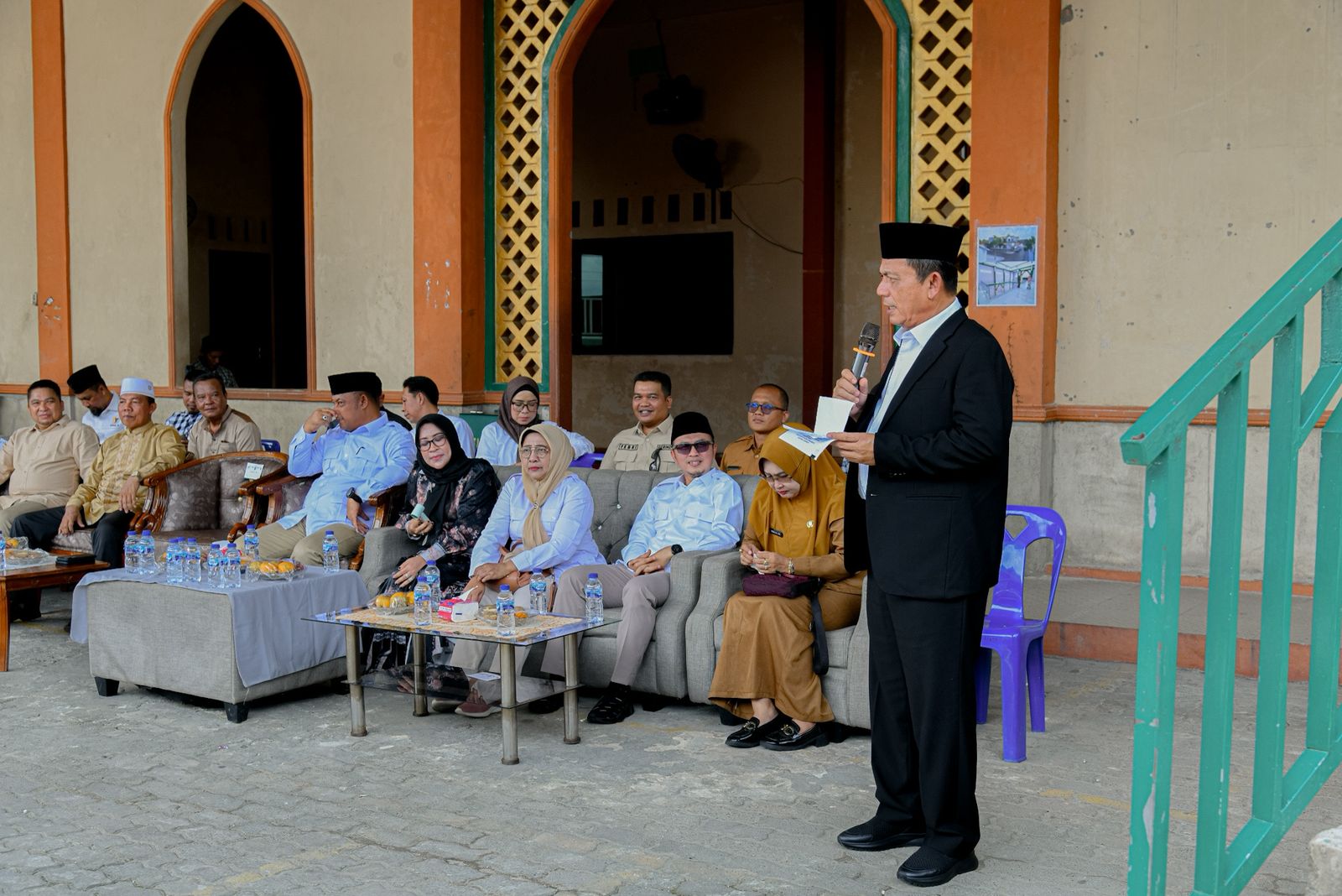 Ambulans untuk Bukit Raya Ganet: Wujud Sinergi Pemerintah, DPRD, dan Masyarakat