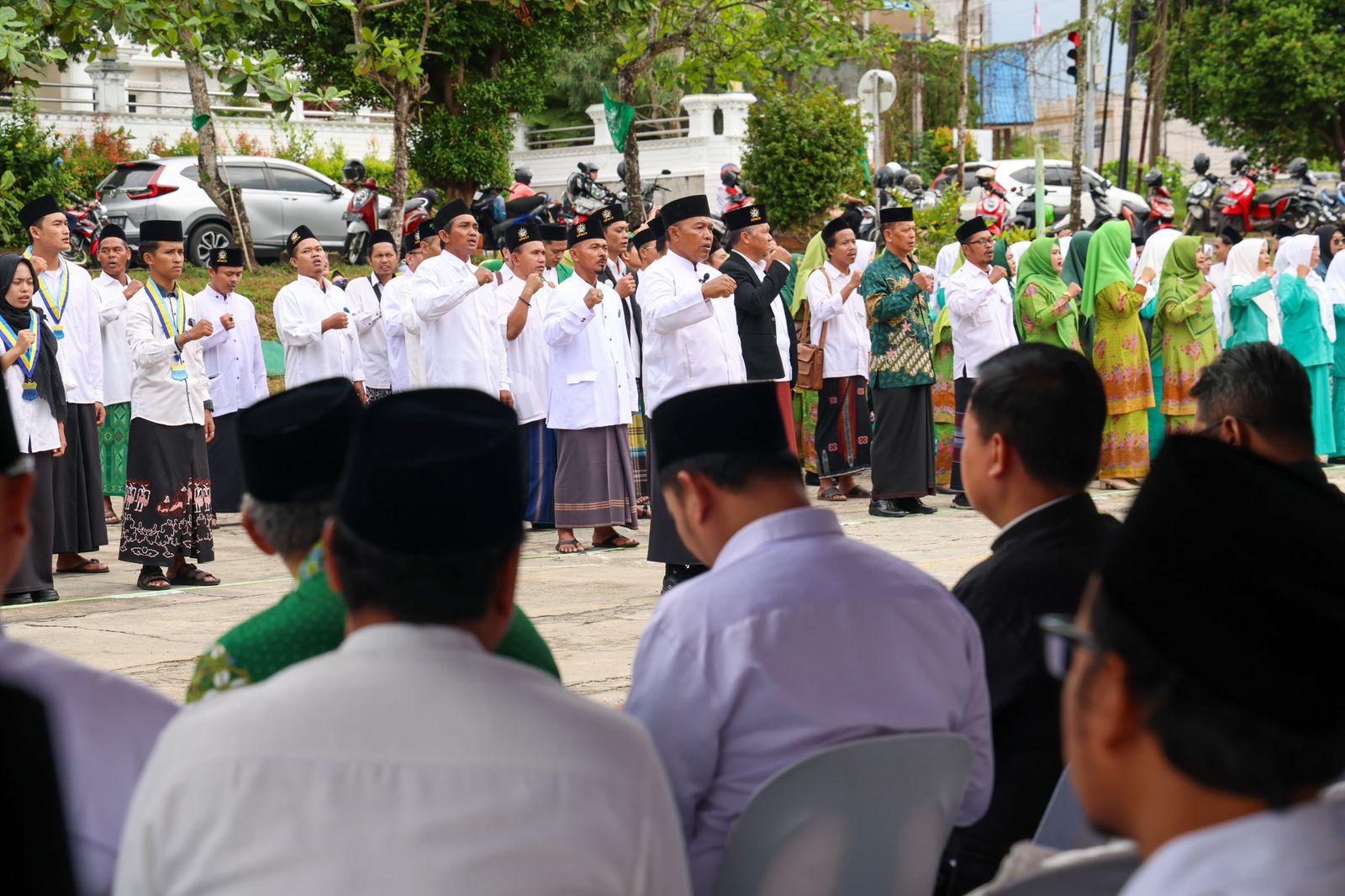 Pimpin Upacara Hari Santri 2025 di PWNU, Wagub Nyanyang Ajak Santri Kepri Jadi Penggerak Peradaban Dunia