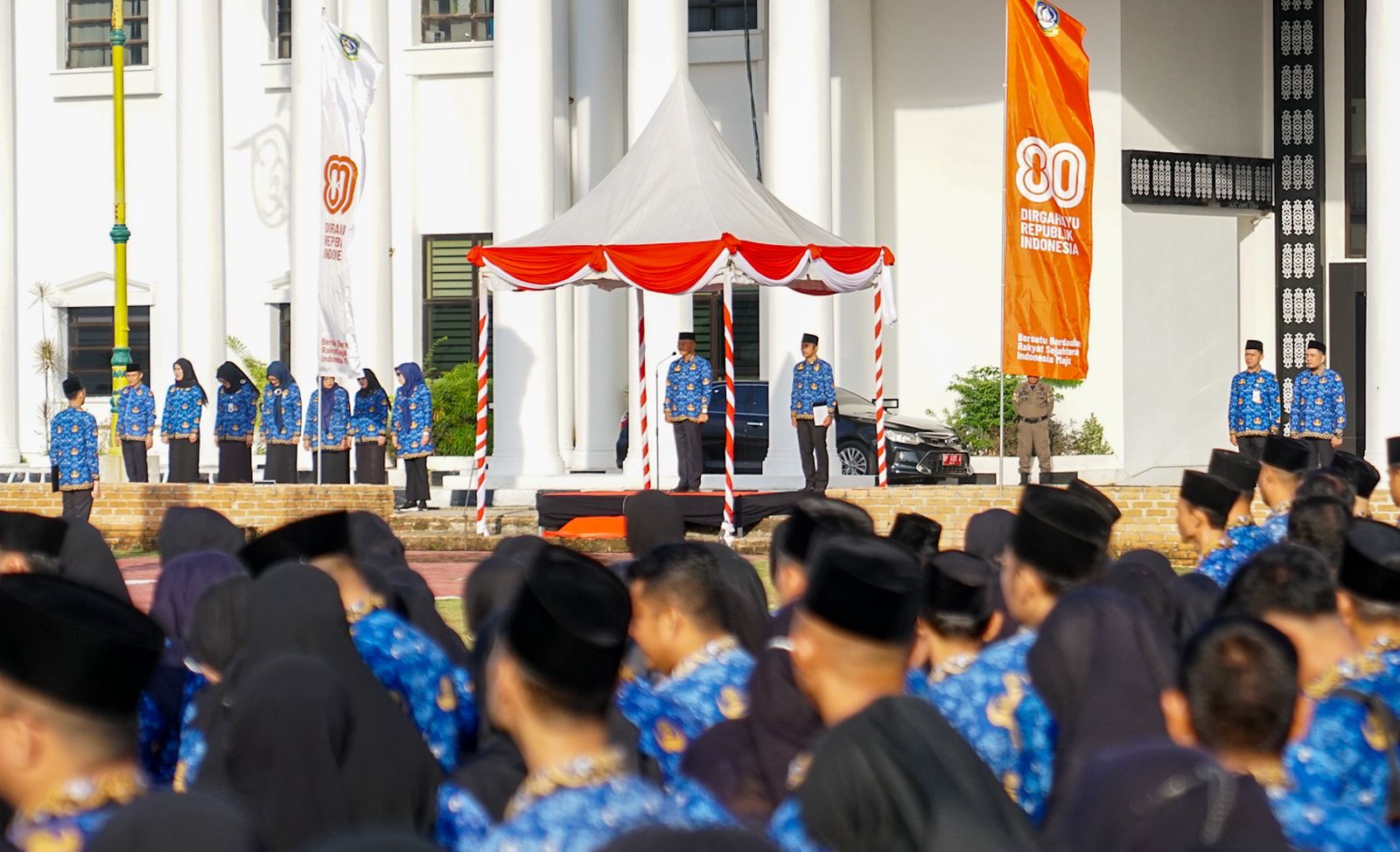Sekdaprov Kepri Pimpin Upacara Peringatan  HUT RI Ke 80 Bersama ASN