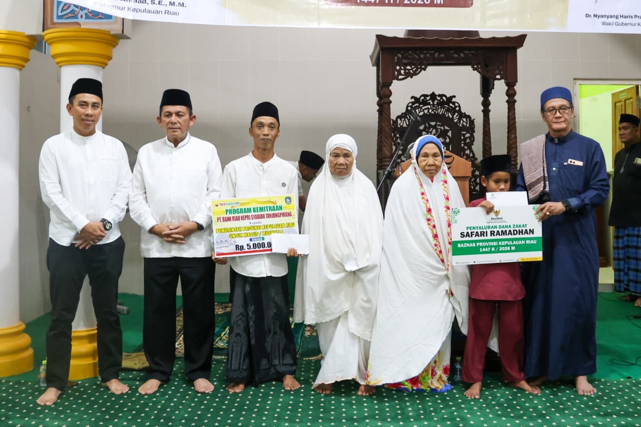 Safari Ramadan Malam ke-17, Gubernur Ansar Kunjungi Masjid Al-Maghfiroh Tanjungpinang