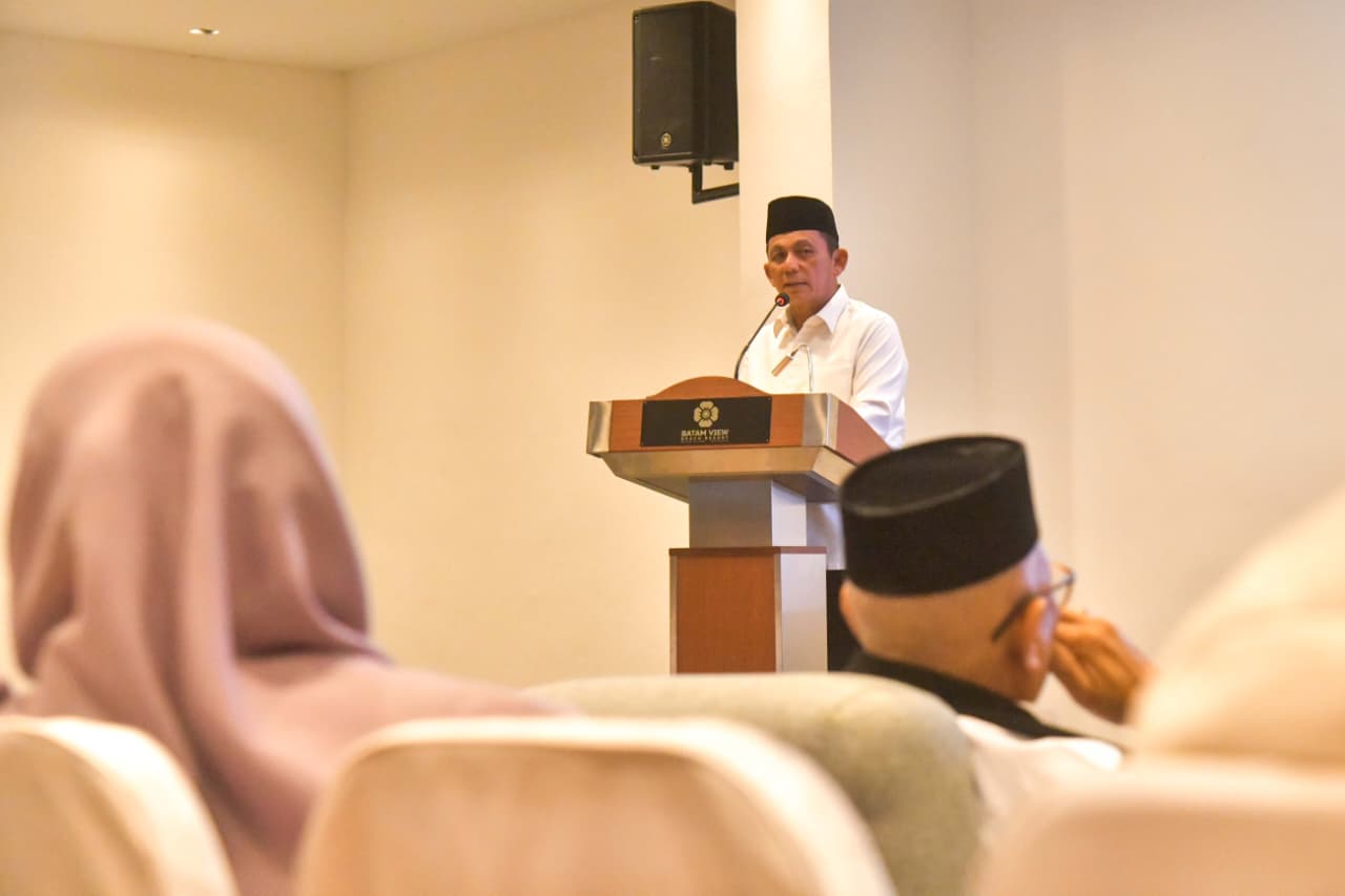 Gubernur Ansar Lepas Kafilah STQH Kepri: TC Jadi Modal Penting Raih Prestasi di Kendari
