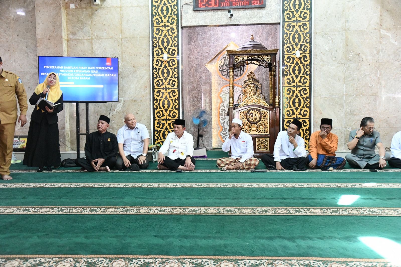 Gubernur Ansar: Pemerintah Bayarkan BPJS Ketenagakerjaan untuk 42 Ribu Nelayan dan Petani