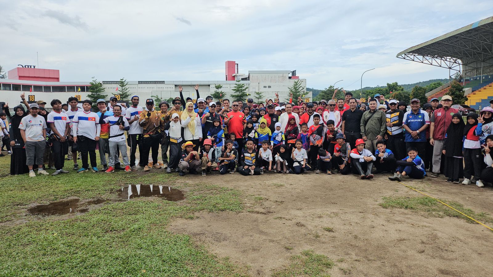 Wagub Nyanyang Buka Kejurda Panahan Antar Klub dan Turnamen Sepak Bola Urawa Cup 2025
