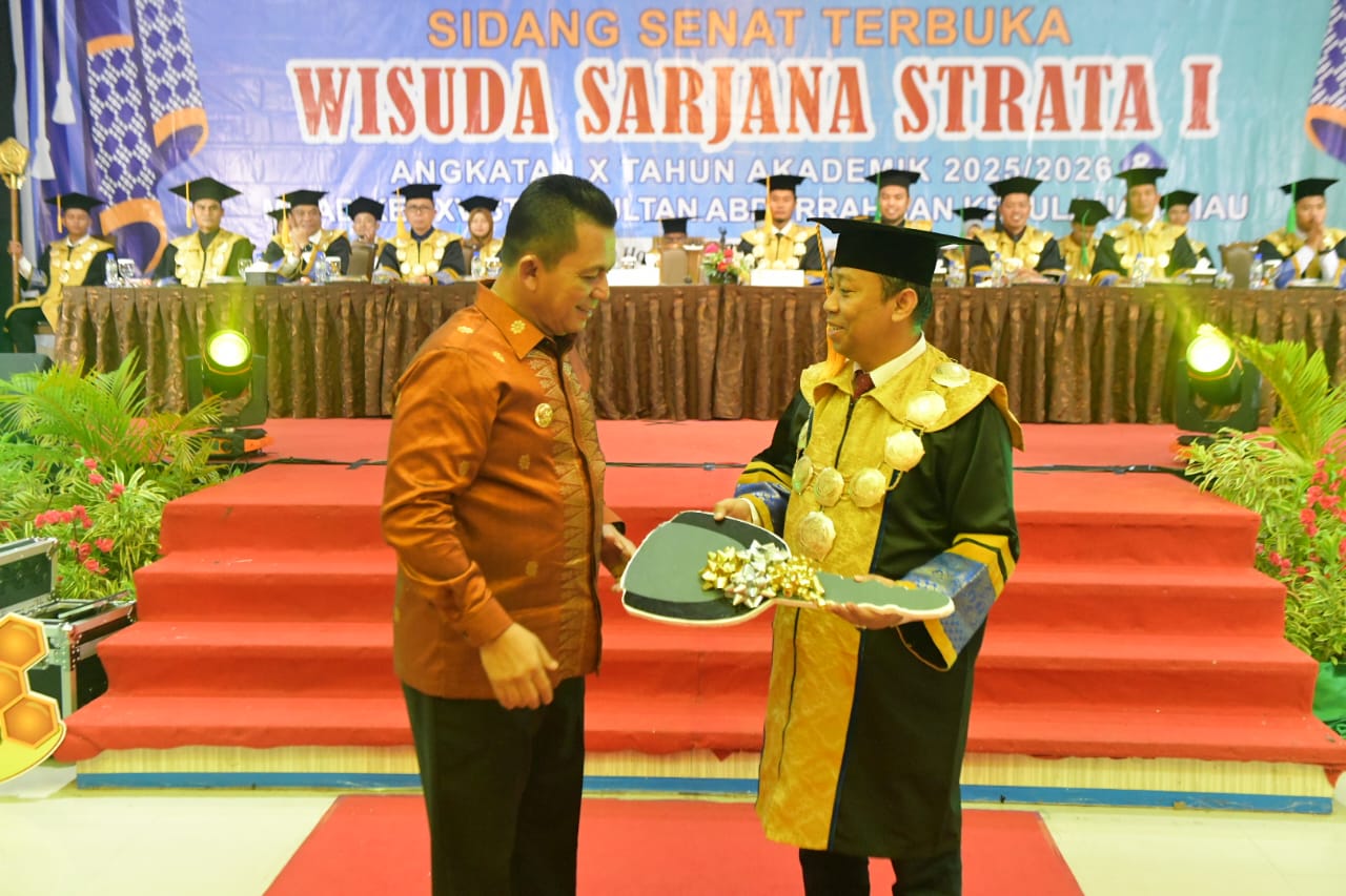 Gubernur Ansar Tegaskan SDM Adaptif sebagai Kunci di Era Society 5.0 pada Wisuda STAIN SAR Kepri