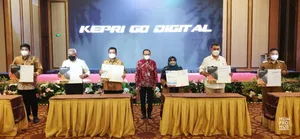 Gubernur Bersama Bupati &amp; Wali Kota Tandatangani Roadmap ETPD-HLM TP2DD