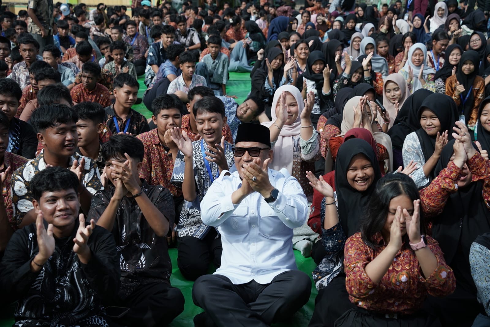 Wagub Nyanyang Resmi Buka Panggung Kreasi SMA 12 Batam, Dorong Siswa Berani Bermimpi dan Berprestasi