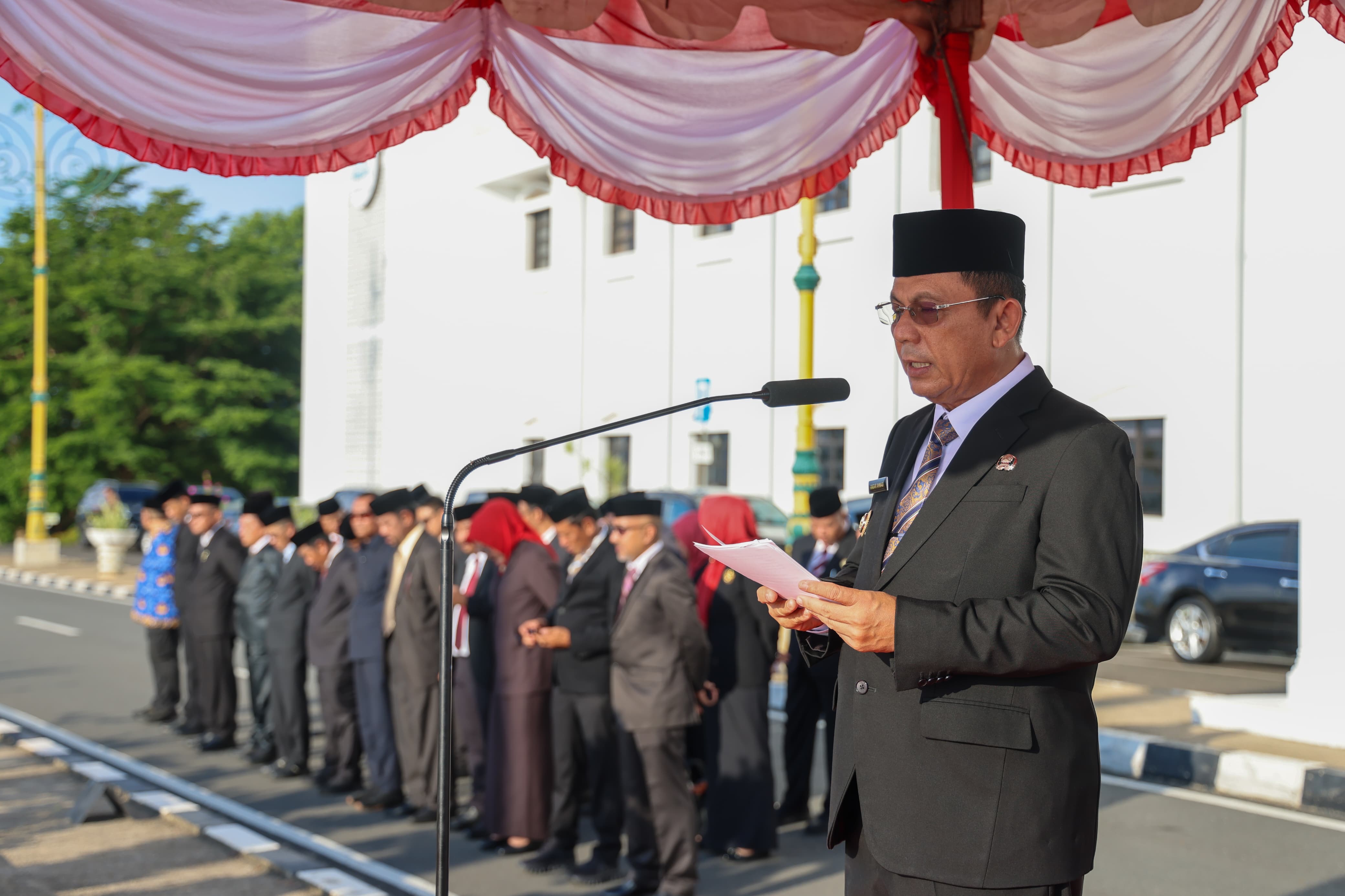 Gubernur Ansar Pimpin Upacara Hari Otonomi Daerah ke-30, Tegaskan Pentingnya Sinergi Pusat dan Daerah