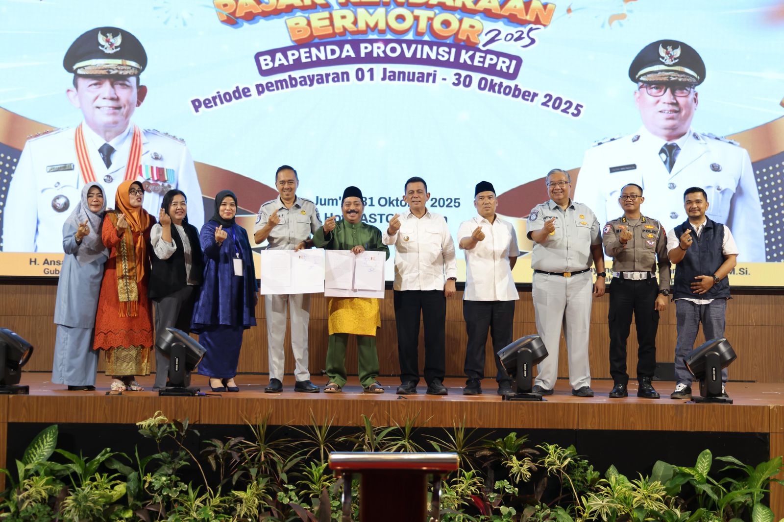 Gubernur Ansar Hadiri Pengundian Gebyar Pajak Kendaraan Bermotor 2025 Kepri