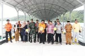 Jemaja Beruntung Pemerintah Telah Bangunkan Pelabuhan Pengumpan Regional Kuala Maras, Diresmikan Oleh Gubernur