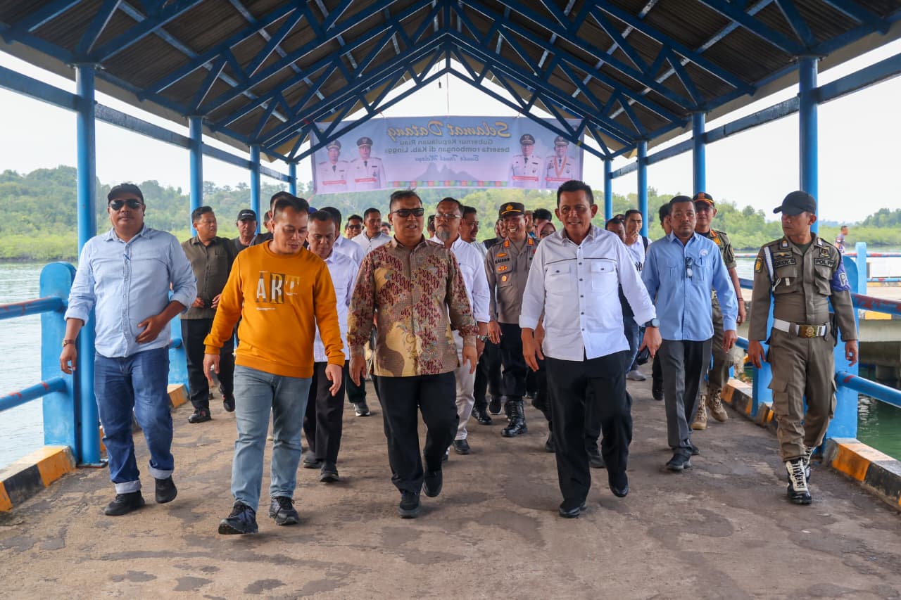Pemprov Kepri Serahkan Aset Pelabuhan Sei Tenam Ke Pemkab Lingga