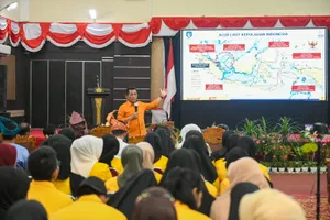 Di Depan Mahasiswa Universitas Karimun, Gubernur Ansar Paparkan Pentingnya Kesiapan SDM