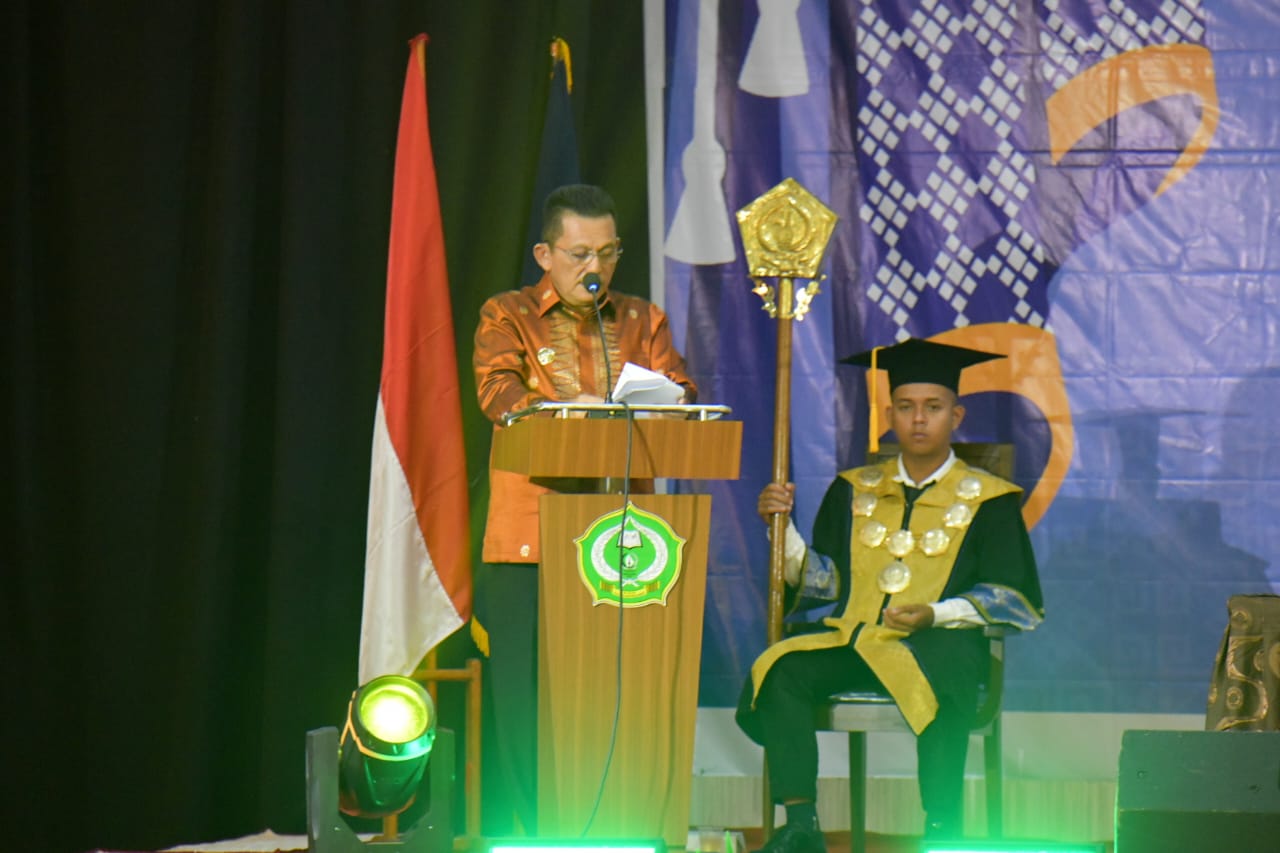 Gubernur Ansar Tegaskan SDM Adaptif sebagai Kunci di Era Society 5.0 pada Wisuda STAIN SAR Kepri