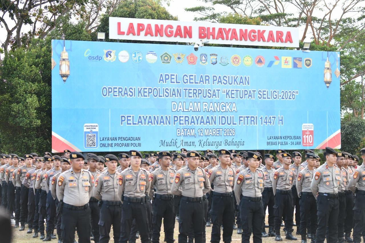 Gubernur Ansar dan Wagub Nyanyang Hadiri Apel Gelar Pasukan Operasi Ketupat Seligi 2026 di Polda Kepri