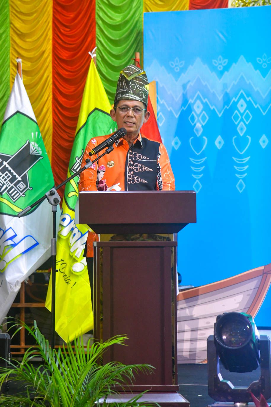 Hadiri Pelantikan KBB Banjar, Ansar Ahmad Ajak Bersama Membangun Kepri