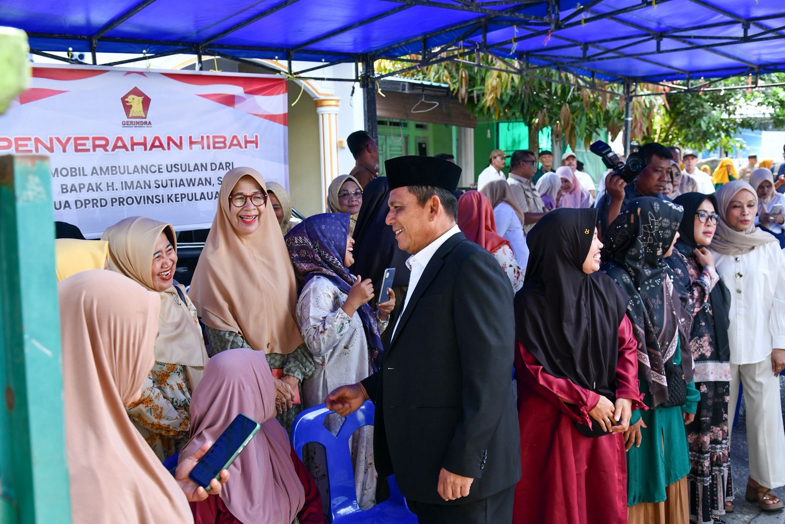 Ambulans untuk Bukit Raya Ganet: Wujud Sinergi Pemerintah, DPRD, dan Masyarakat