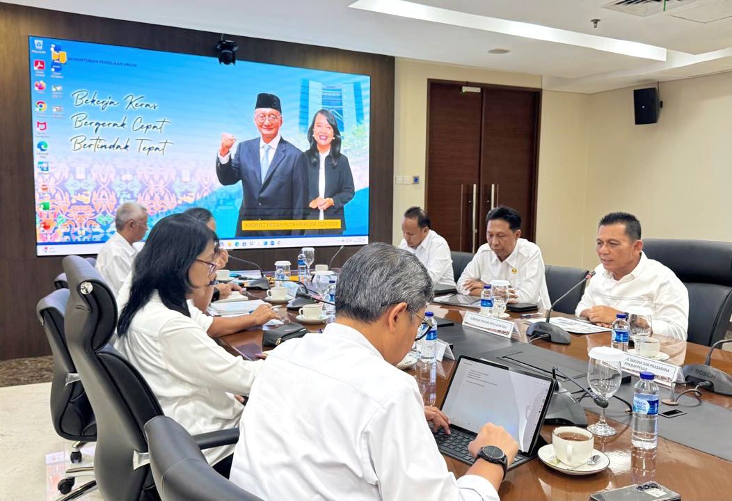 Gubernur Ansar Sampaikan Sejumlah Usulan Proyek APBN kepada Wamen PUPR
