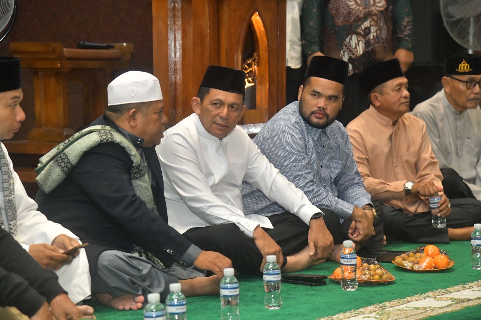 Di Masjid Al Khoir Batam, Gubernur Ansar Ajak Masyarakat Sambut Ramadhan dengan Iman dan Syukur