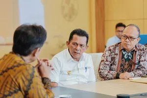 Gubernur Ansar Sampaikan Gagasan Upaya Peningkatan Layanan Kesehatan dan Nakes kepada Menkes RI