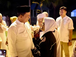 Gubernur Ansar Silaturahmi dan Peringati Isra' Miraj Bersama Warga Tanjung Uban