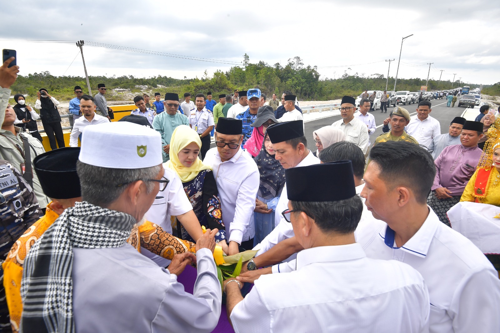 Jembatan Semala Natuna Diresmikan, Ansar Tegaskan Komitmen Konektivitas hingga Perbatasan
