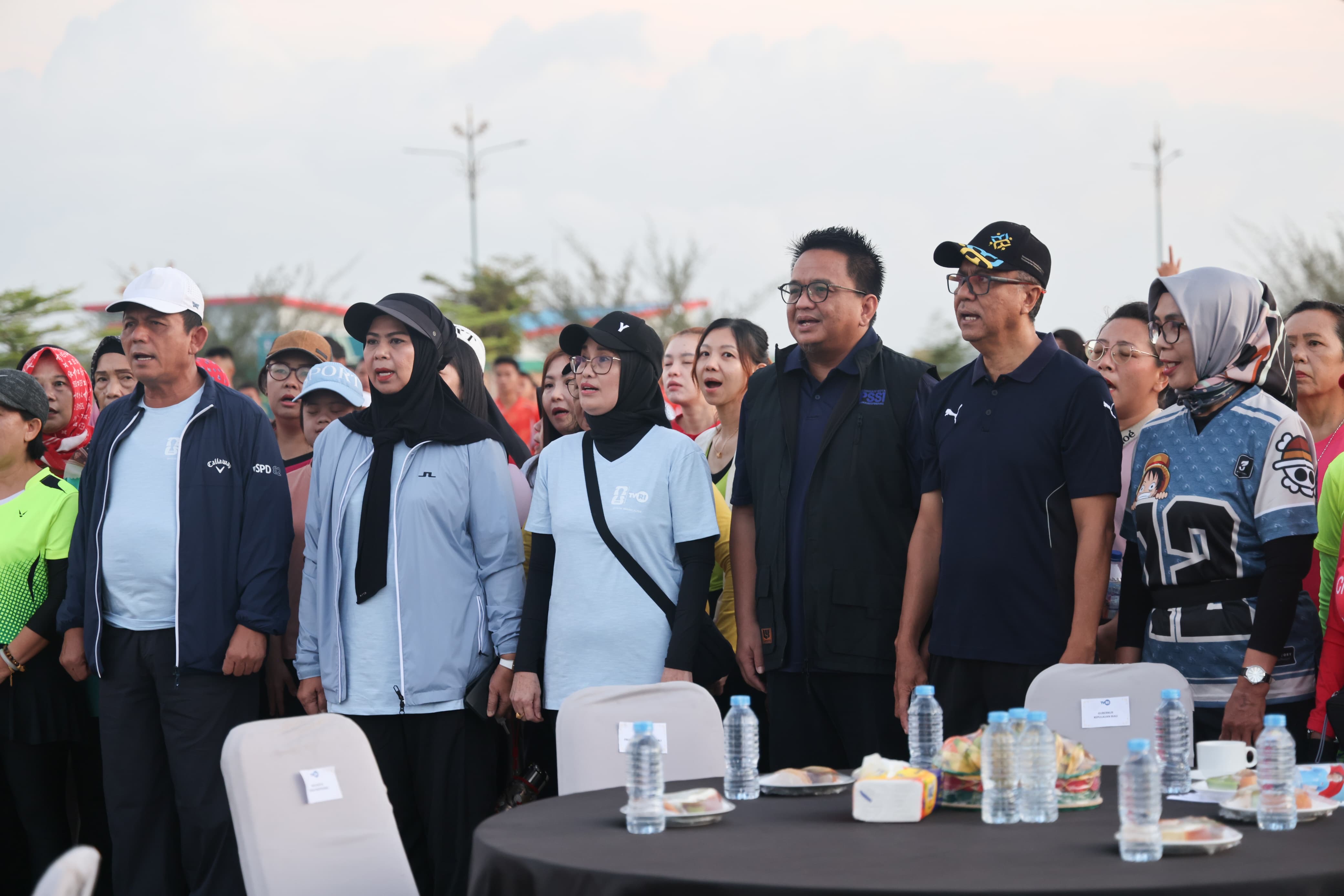 Gubernur Ansar Pimpin Langsung Penyambutan Kick Off Piala Dunia FIFA 2026 bersama TVRI Kepri di Halaman Tugu Sirih Tanjungpinang