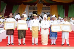 Lima OPD Raih Penghargaan Kepatuhan Penyajian Informasi Publik Lingkup Pemprov Kepri