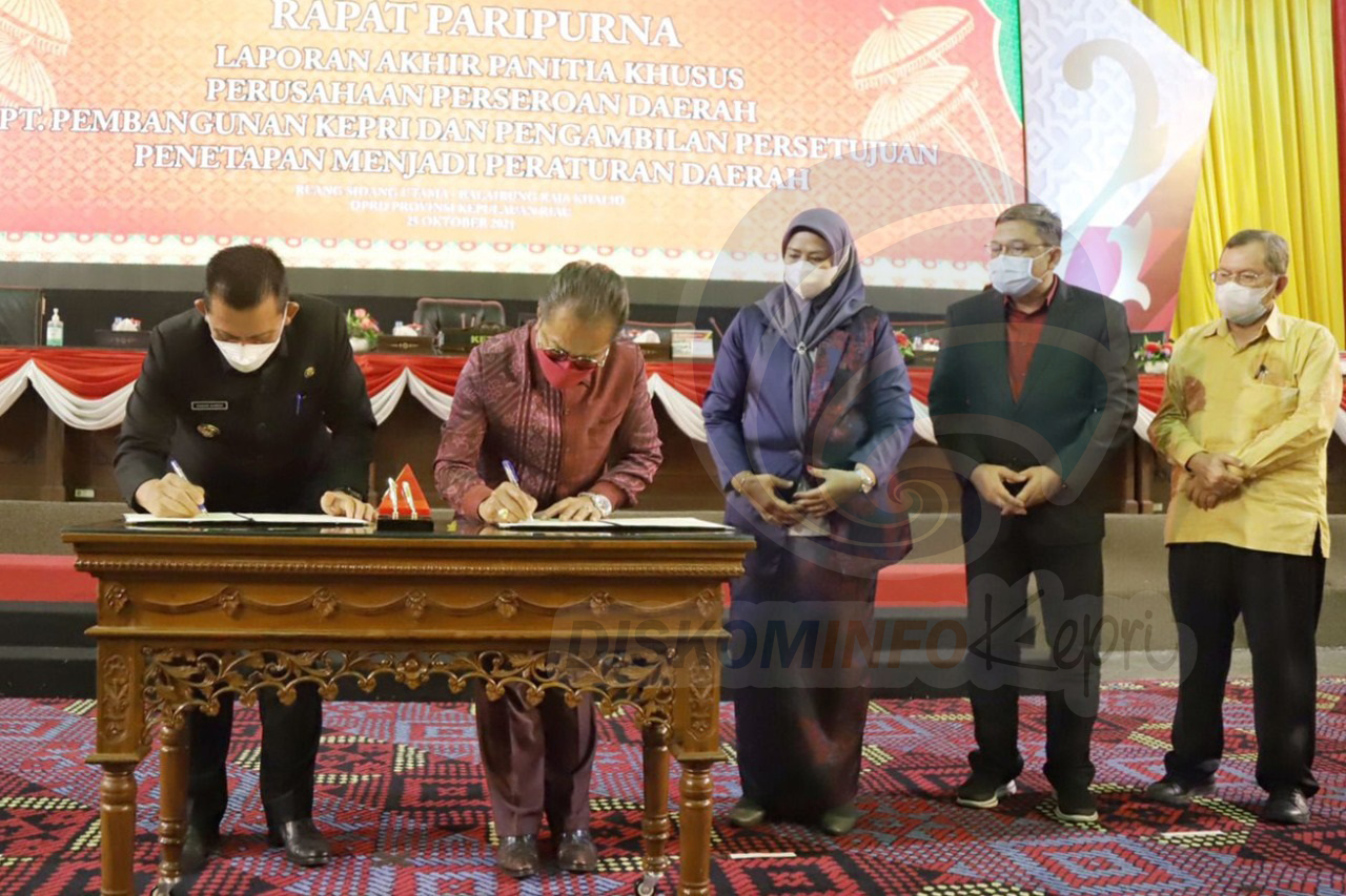 DPRD Kepri Sahkan Perda Perseroda Kepri- Gubernur Harapkan Jadi Perbaikan Ekonomi Kepri