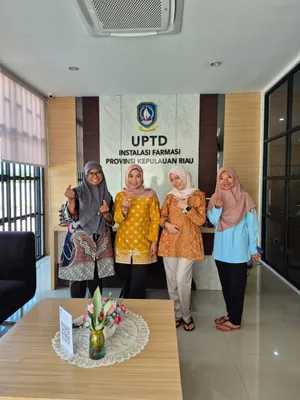 Kunjungan Kepala Dinas Kesehatan Kabupaten Bintan dalam rangka Upaya Pemenuhan Instalasi Farmasi Sesuai Standar