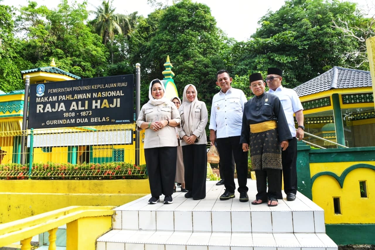 Titiek Soeharto Jelajahi Budaya Melayu hingga Tinjau Fasilitas Peternakan Modern di Kepri