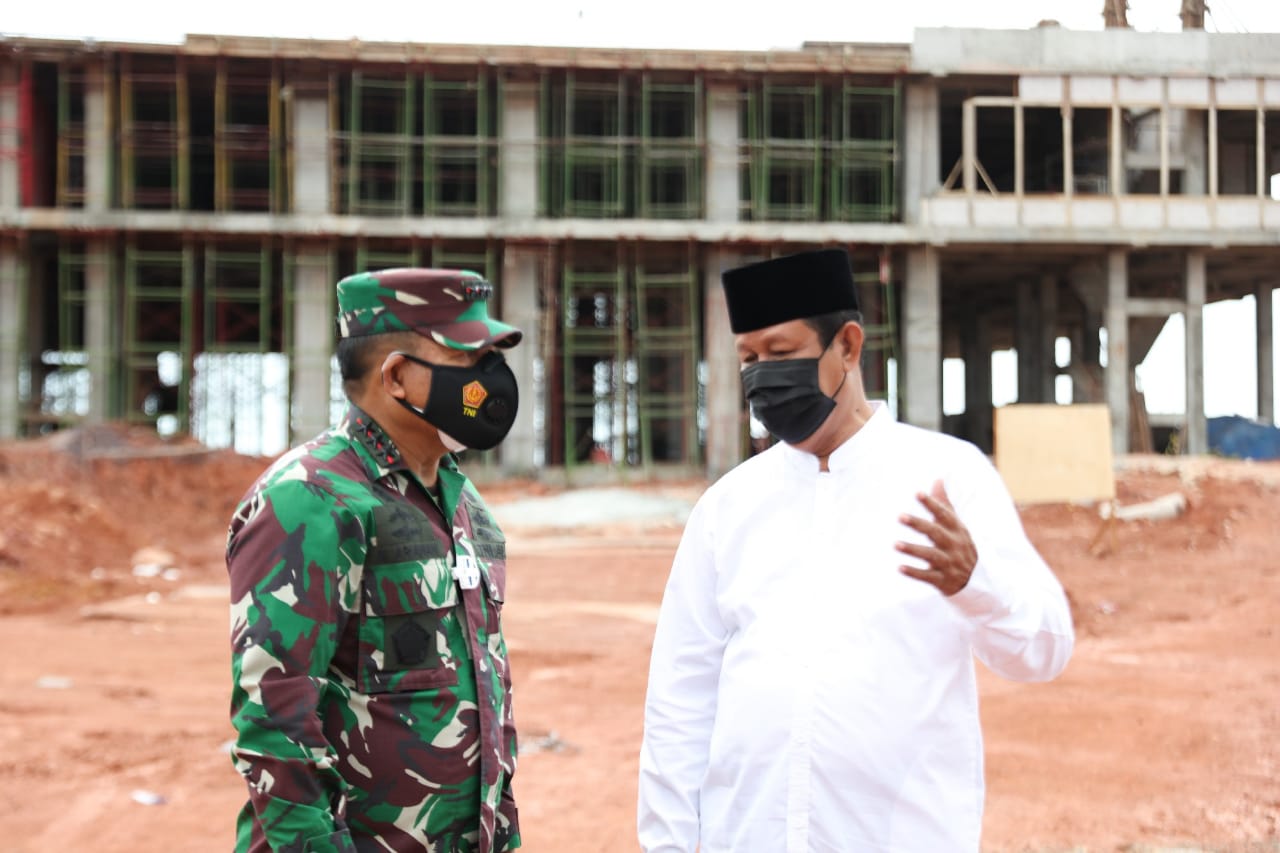 Tinjau Pembangunan Makogabwilhan I Dompak  - Gubernur Kepri Dukung Pembangunan Makogabwilhan I Selesai Tepat Waktu