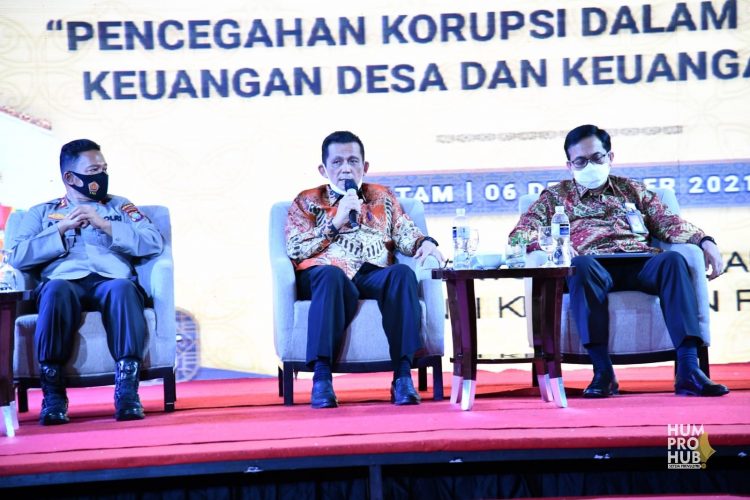 Gubernur Ansar Dorong Peningkatkan Efektivitas Pengelolaan Keuangan Sekolah dan Desa