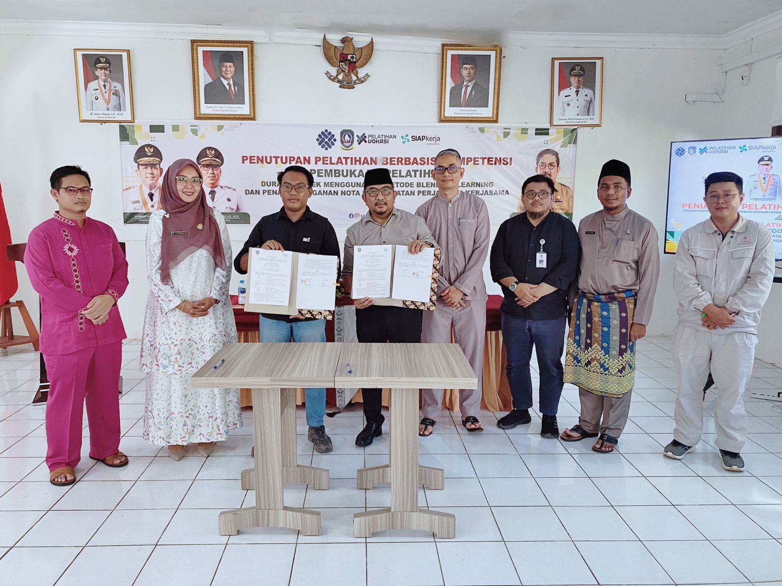 Disnakertrans Kepri Terapkan Blended Learning dan Teken Kerja Sama dengan Dua Perusahaan Industri Strategis