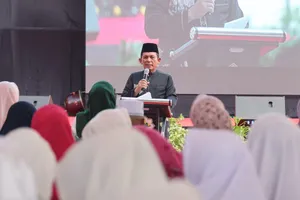 Gubernur Ansar Serukan Perkuat Fungsi Masjid sebagai Pusat Peradaban Umat