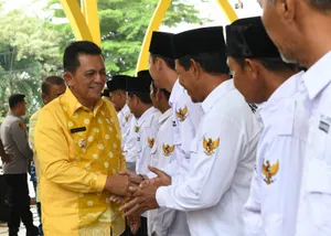 Ansar Ahmad Hadiri Pengukuhan Apdesi Kabupaten Karimun