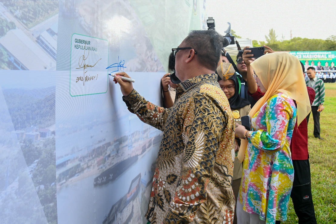 Pemprov Kepri Gelar Apel Peringatan Bulan K3 Nasional ke-56 di Batam