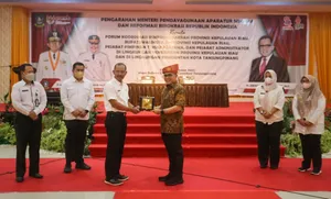 MenPAN-RB Sampaikan 3 Pesan Presiden Jokowi soal Reformasi Birokrasi saat Kunker ke Kepri