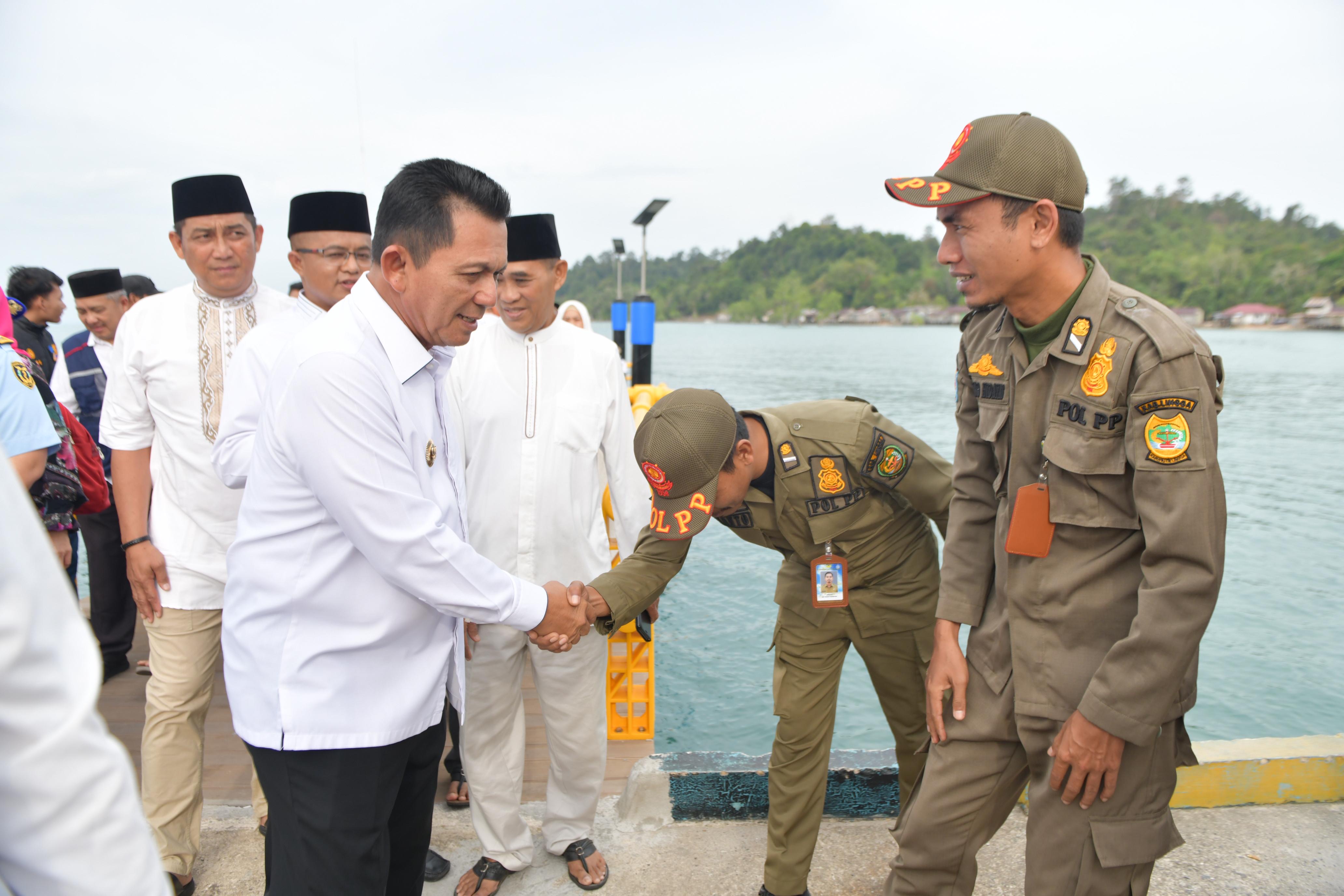 Gubernur Ansar Resmikan Dermaga Apung HDPE Pelabuhan Jagoh, Konektivitas Kepri Makin Kuat