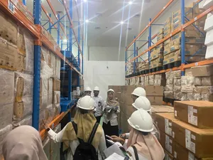 Membuka Tahun... Pemeriksaan Cash Opname, Stock Opname, dan Pengumpulan Data Kartu Inventaris