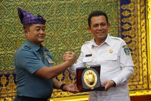 Gubernur Ansar Terima Kunjungan 27 Dosen Seskoal