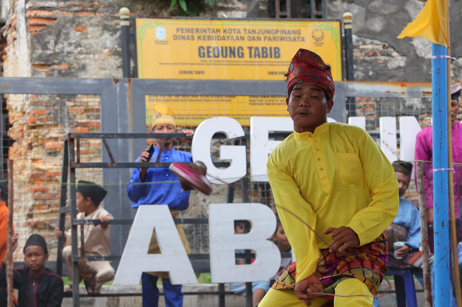 Lomba Gasing jadi Pembuka Penyengat Heritage Fest 2025