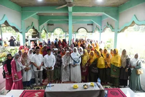 Dewi Ansar Hadiri Kegiatan Pembinaan Pengurus Majelis Taklim Desa Sebong Pereh