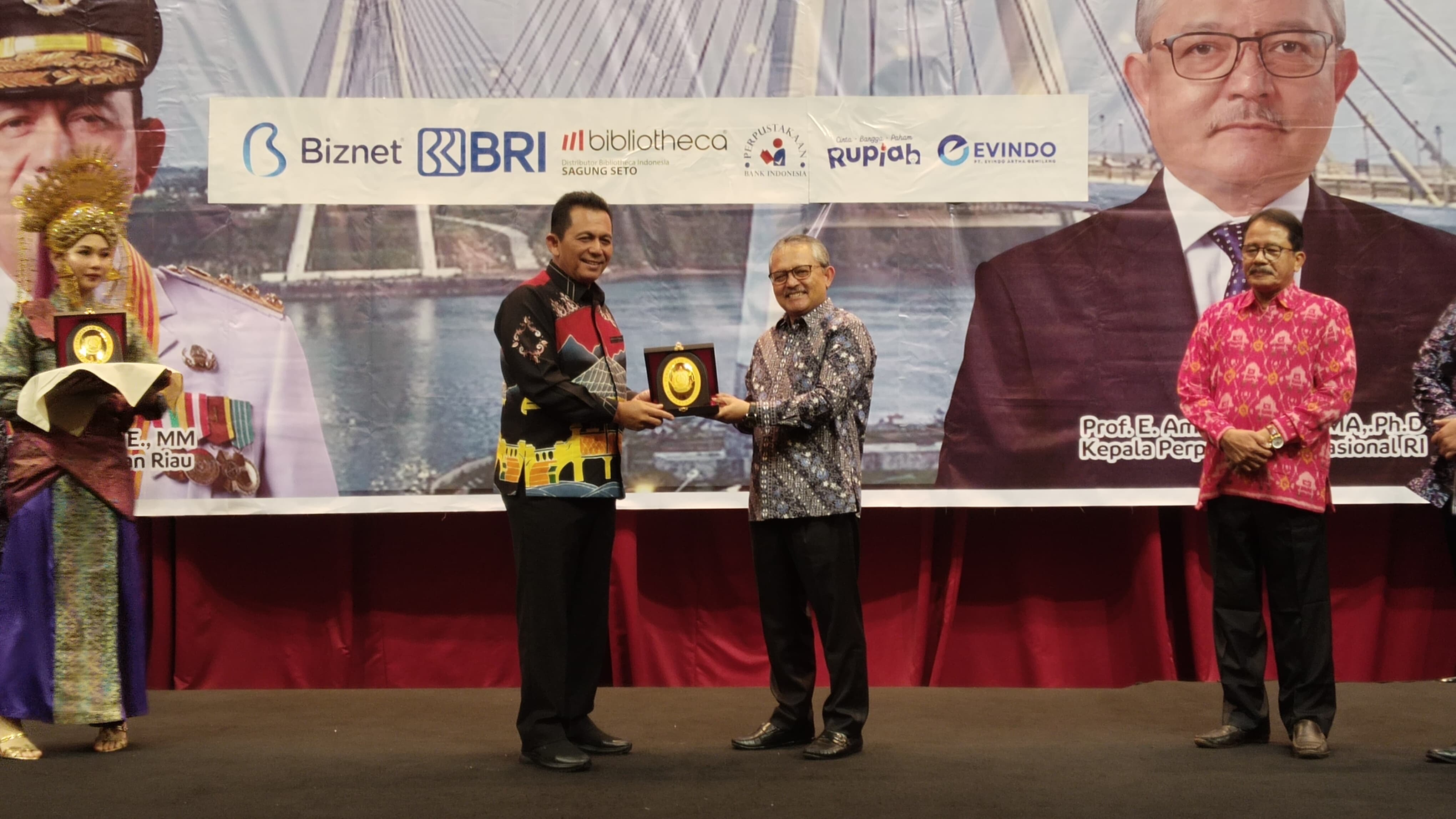 Buka Kongres IPI, Gubernur Ansar Tekankan Pentingnya Pustakawan Terus Berbenah di Era Digital