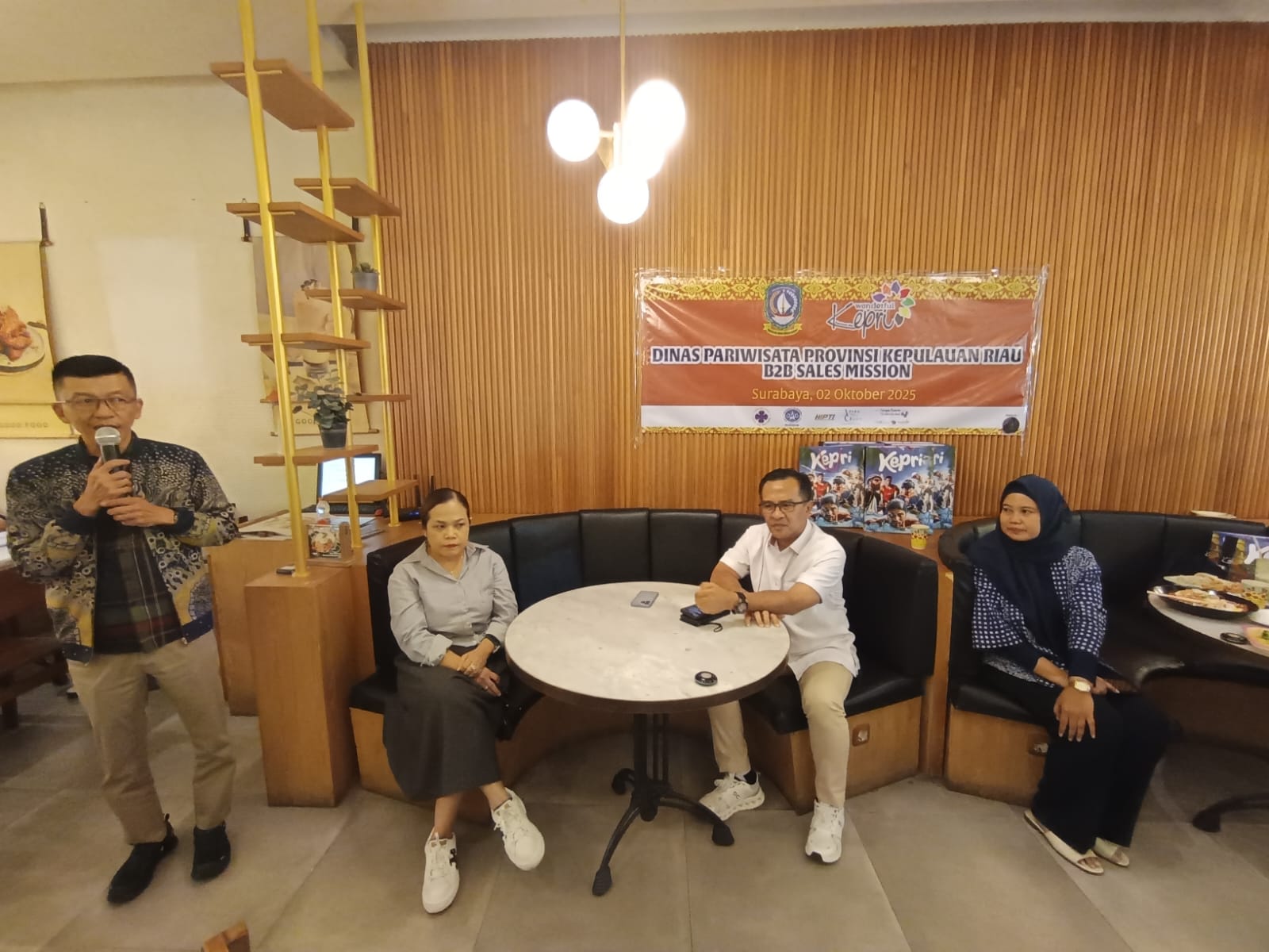 Dispar Bidik Pasar Wisatawan Jatim Berkunjung ke Kepri