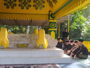 Peringati Hari Jadi  Kota Tanjungpinang ke-239, Diisi Dengan Kegiatan Ziarah Makam
