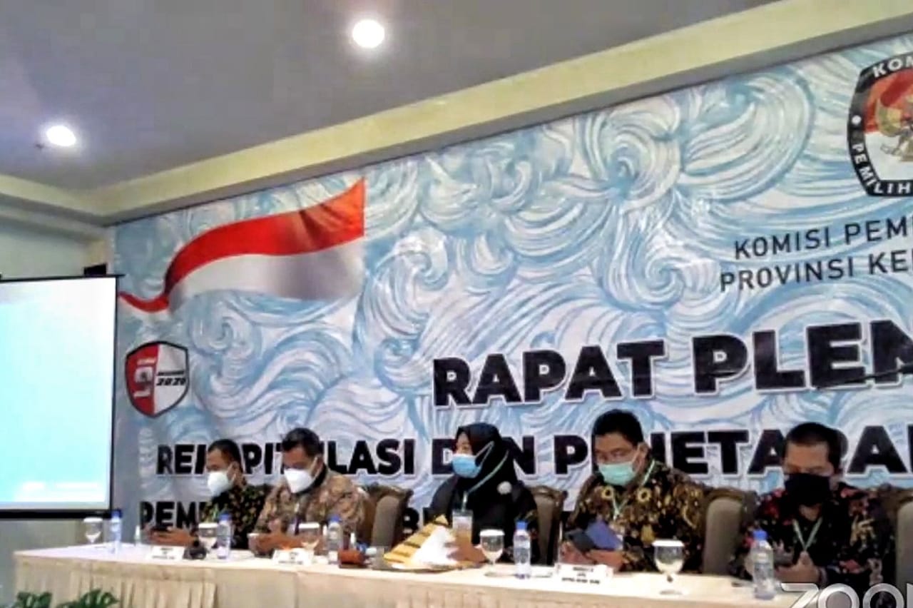 Hasil Pleno Rekapitulasi KPU Kepri - Paslon Nomor Urut 3 Ansar-Marlin Unggul