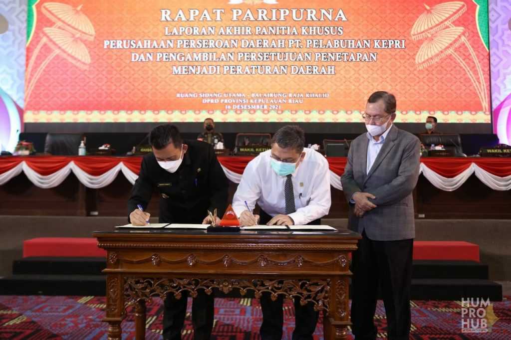 Dewan Kepri Sahkan Perda Perseroda PT Pelabuhan Kepri